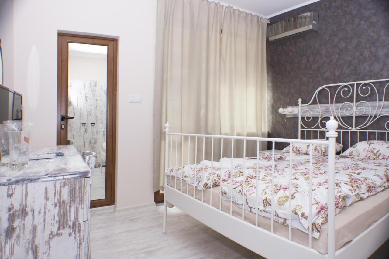 Guest House Mikaela กาโบรโว ภายนอก รูปภาพ
